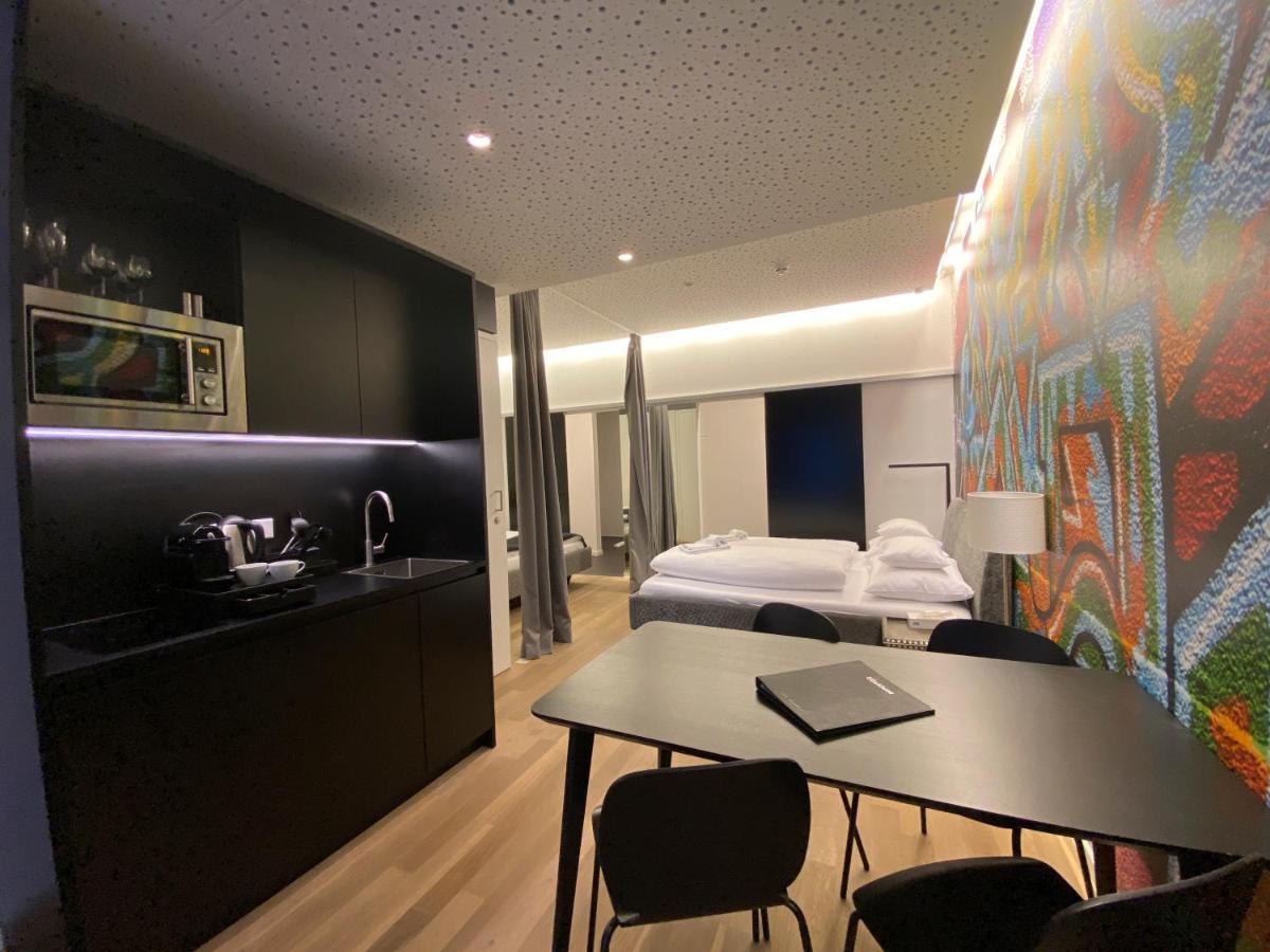 Blackhome Graz I Contactless Check-In ภายนอก รูปภาพ
